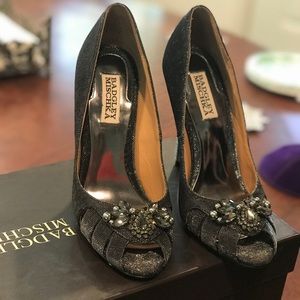 Badgley Mischka evening pumps